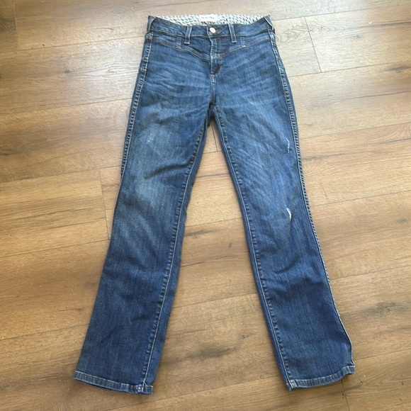 Ariat Jeans !!  Size 28s - Picture 1 of 9